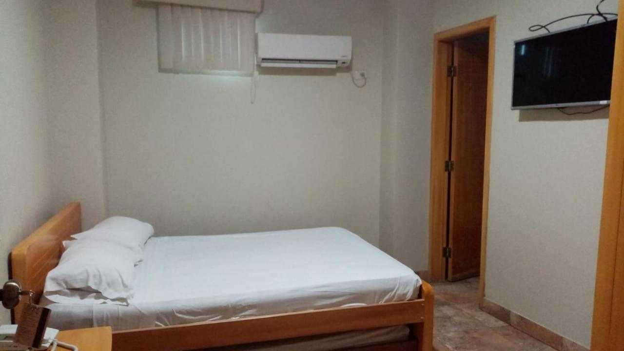 Hotel Marvento I Salinas  Extérieur photo