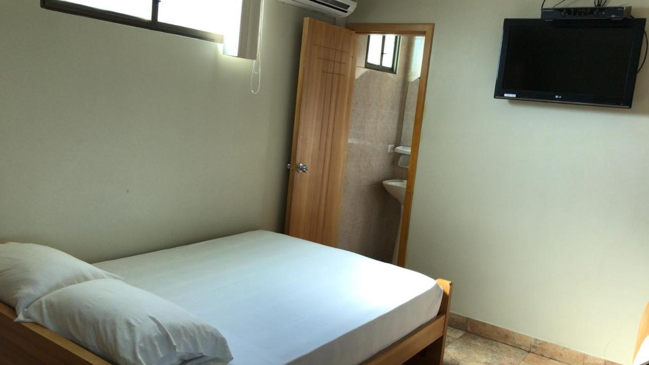 Hotel Marvento I Salinas  Extérieur photo