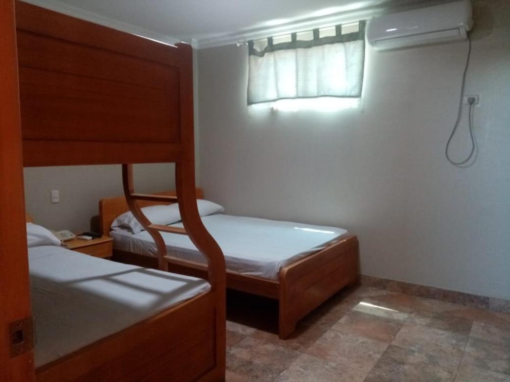 Hotel Marvento I Salinas  Extérieur photo