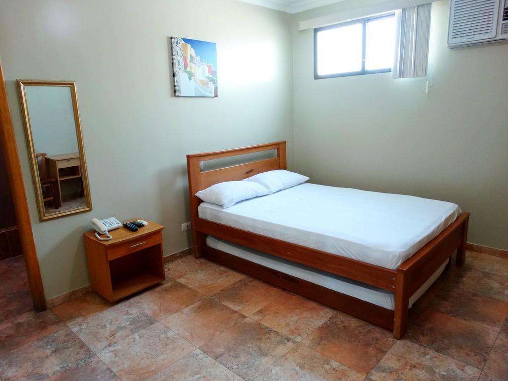Hotel Marvento I Salinas  Extérieur photo